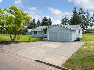 18040 SE Emi St, Damascus, OR 97089