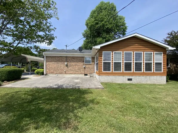 575 Cross St, Rossville, GA 30741