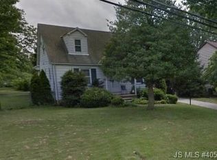243 Ward Ave, Bordentown, NJ 08505