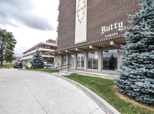 Butty Towers, Hamilton, ON L9A 2G6