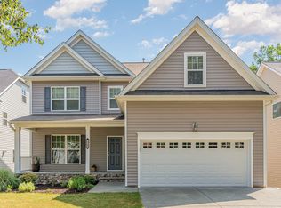 609 Wellspring Dr, Holly Springs, NC 27540