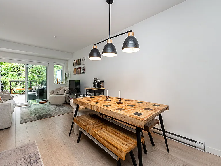 2520 Guelph St #215 — Photo 9