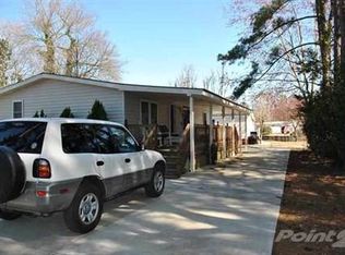 724 Garden Lake Dr, Murrells Inlet, SC 29576