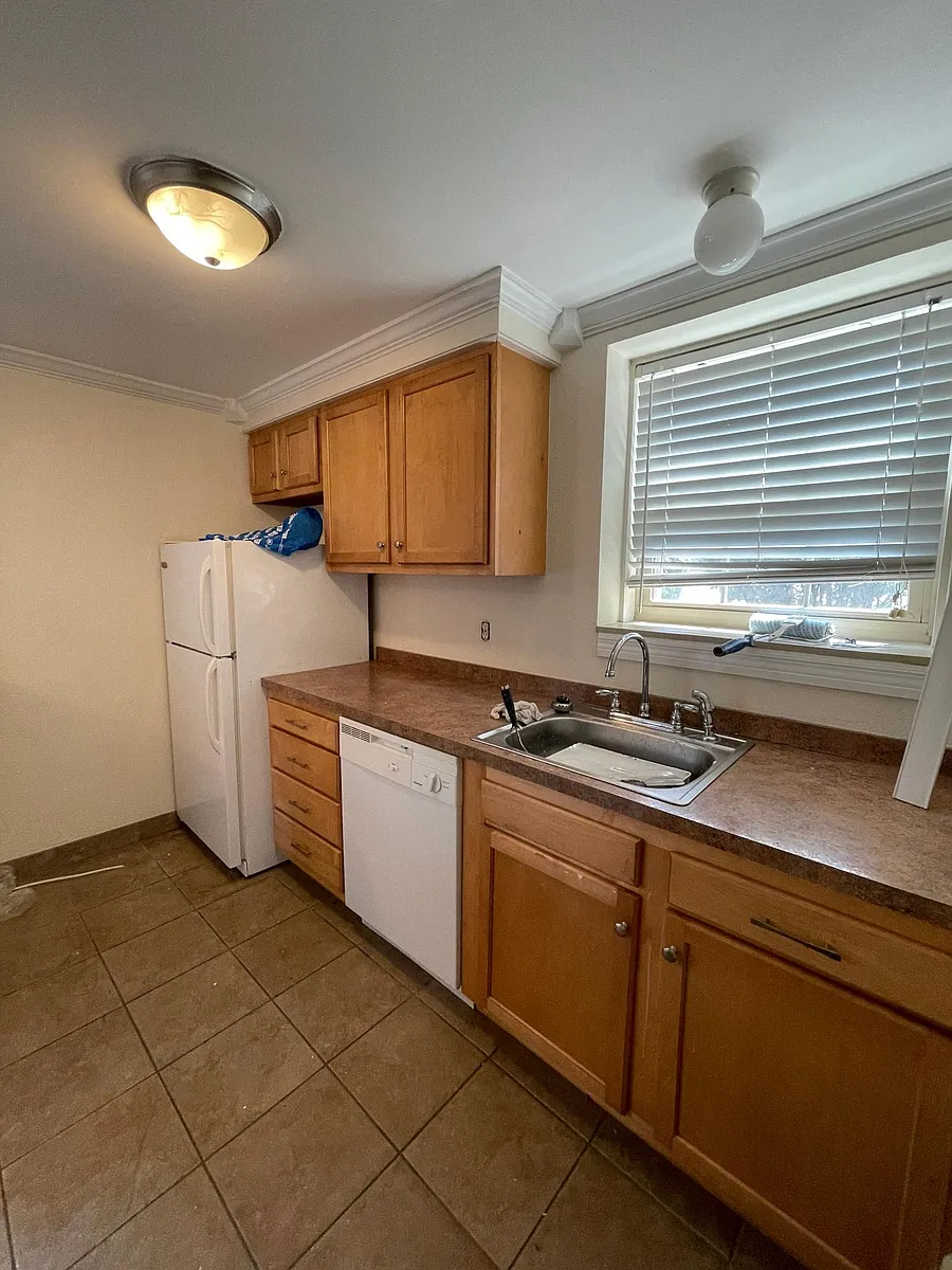 Building Photo - 459 Bernhardt Dr #1