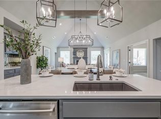 10080 Red Fox Dr, Edmond, OK 73025