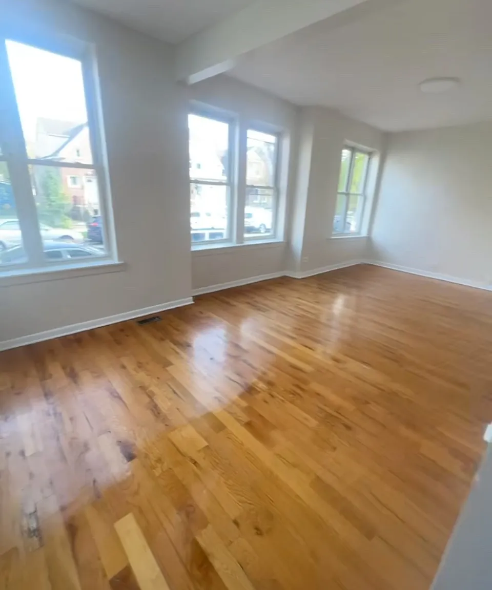 2 bed, 1100 sqft, $1,750 — Photo 3