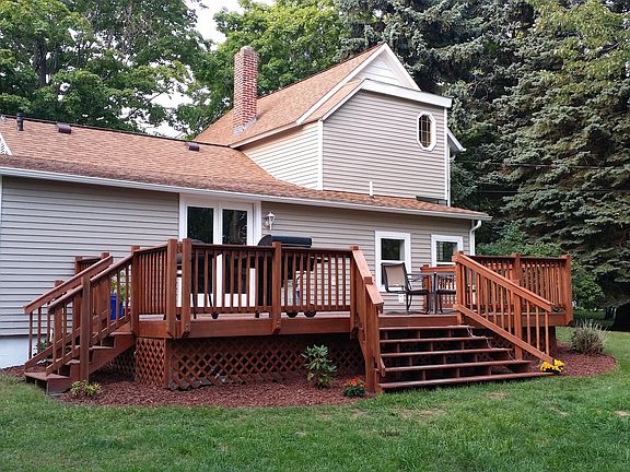 Deck & Backyard