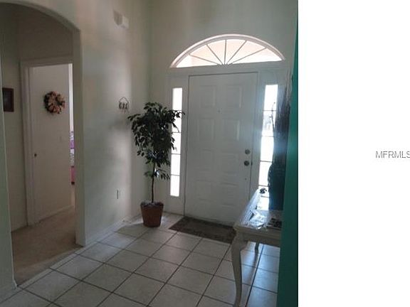 2nd image of 1623 Islebrook Dr