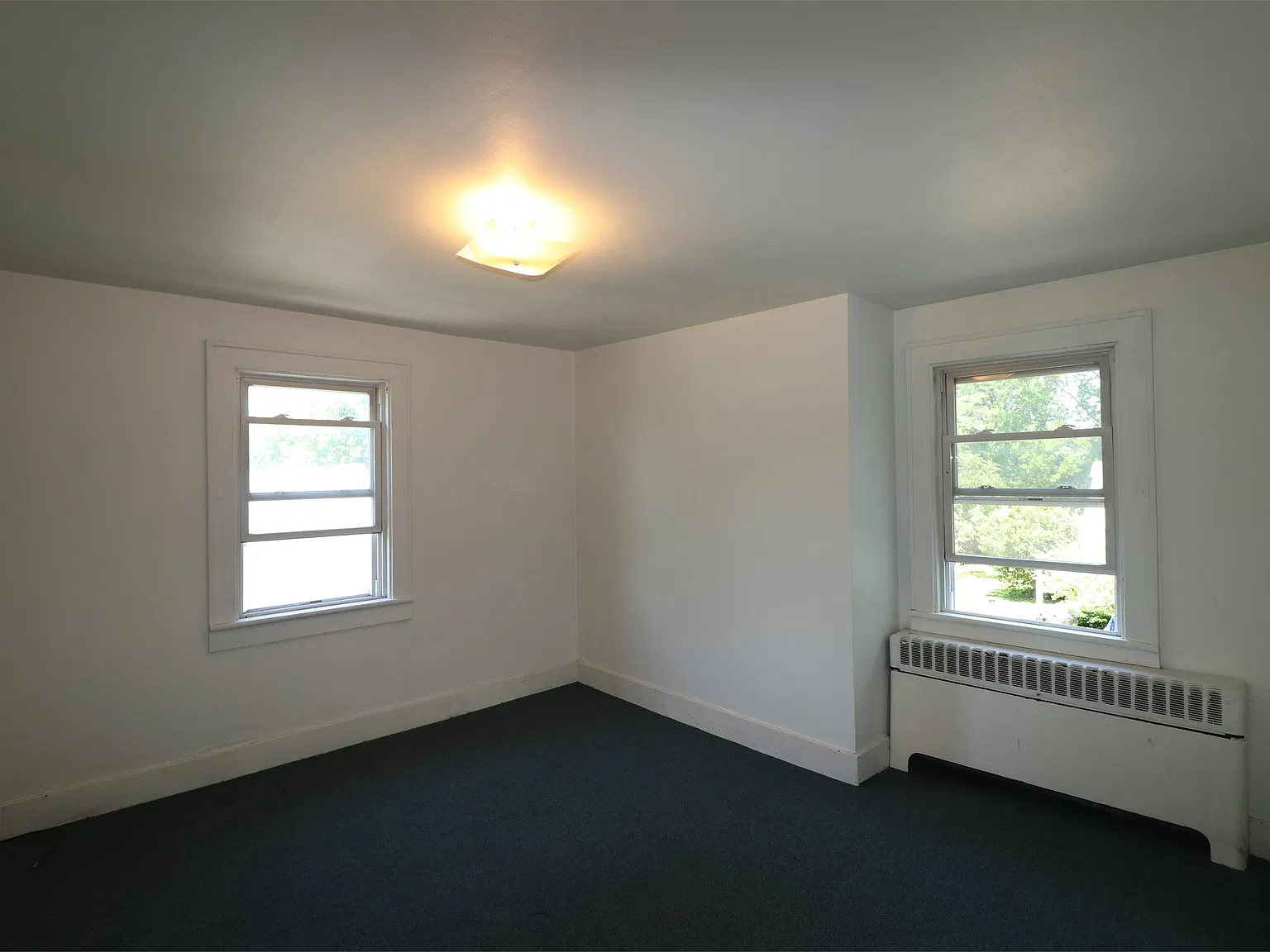 2 bed, 1.0 bath, 900 sqft, $2,200 — Photo 3