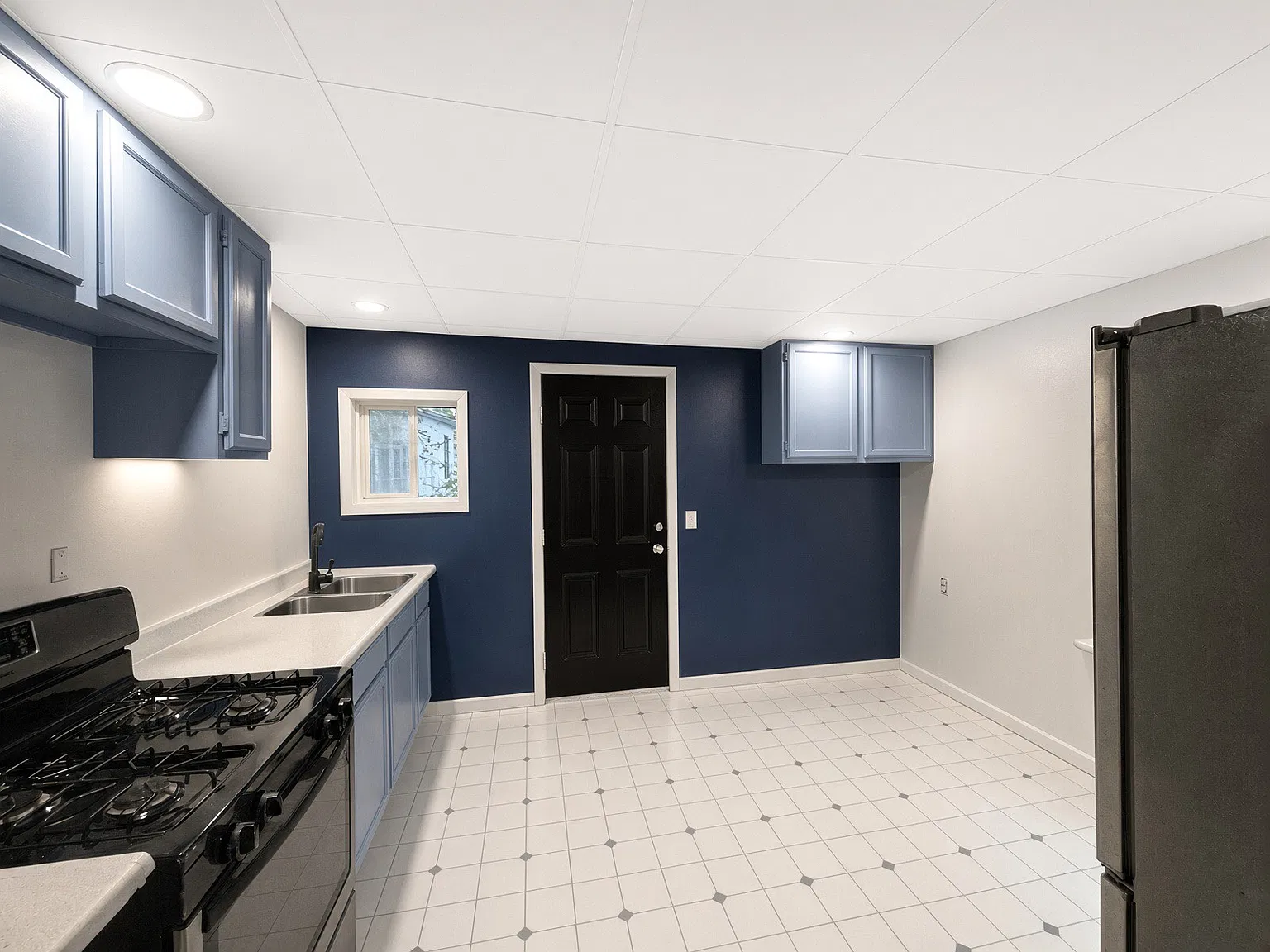 3 bed, 1500 sqft, $1,600 — Photo 3