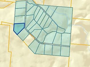 Robert Beaty Rd, Jamestown, TN 38556