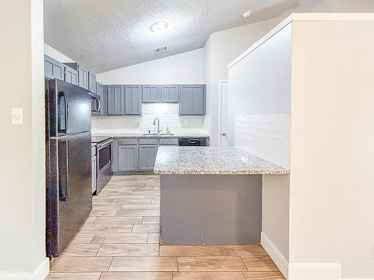 8634 Westgrove Dr — Photo 7