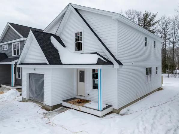 5 Blaine Street #103, Saco, ME 04072