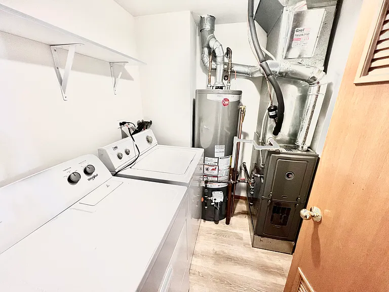 10418 S Keating Ave #3A — Photo 35