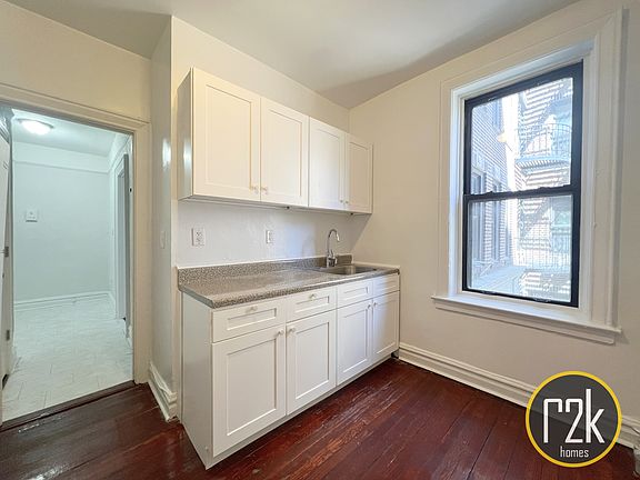 4th image of 28-28 29th St #B5