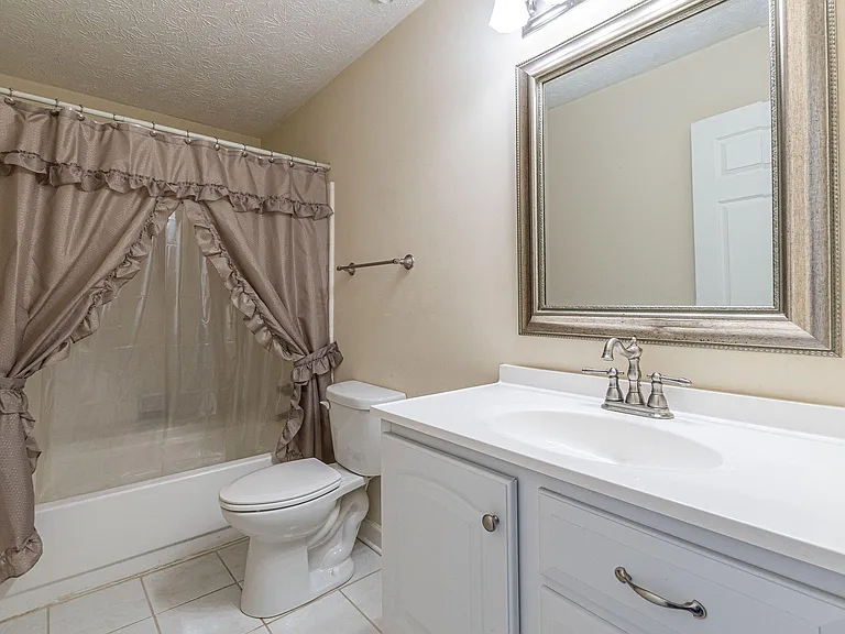 228 Avalon Way — Photo 10