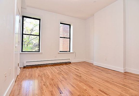 2nd image of 391 Convent Ave #3B