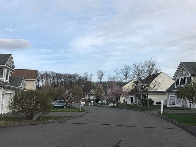 2nd image of 11 Overbrook