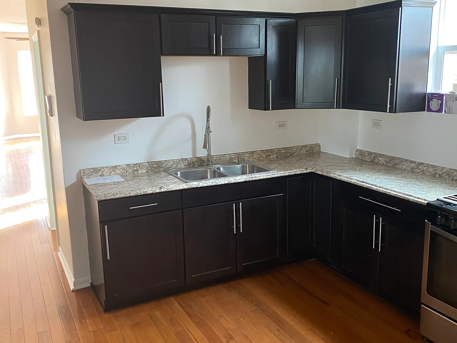 3 bed, 1500 sqft, $1,800 — Photo 4