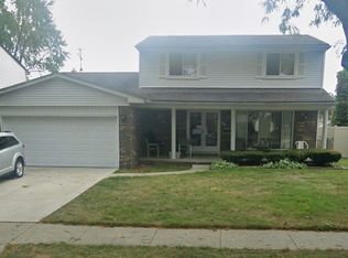 13864 Barfield Dr, Warren, MI 48088