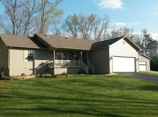 814 Ojibwa Ln, Crossville, TN 38572