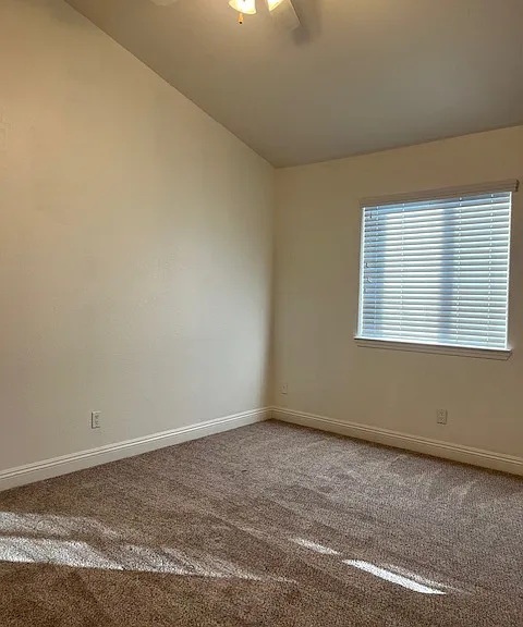1040 La Costa Ln — Photo 12