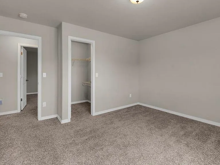 7567 Benecia Dr — Photo 19