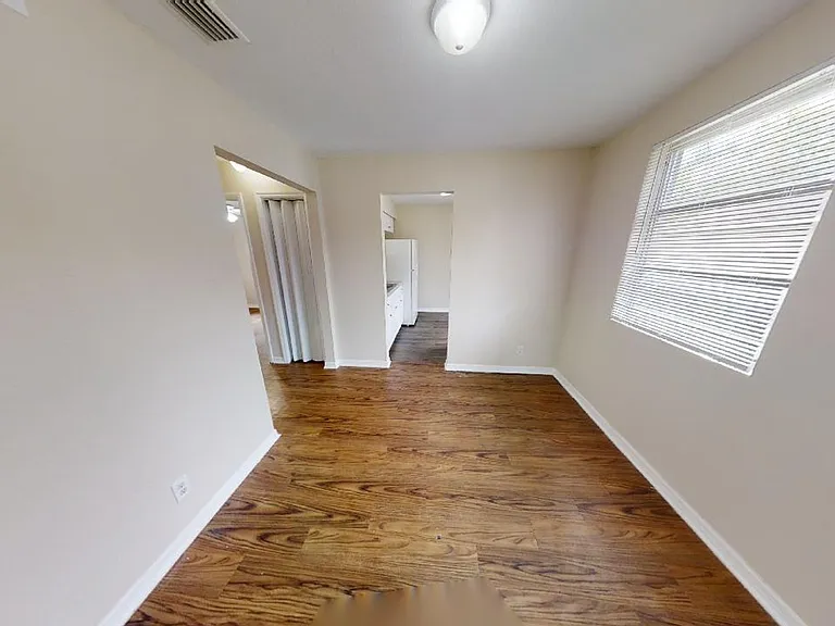 2178 W 41st St — Photo 19