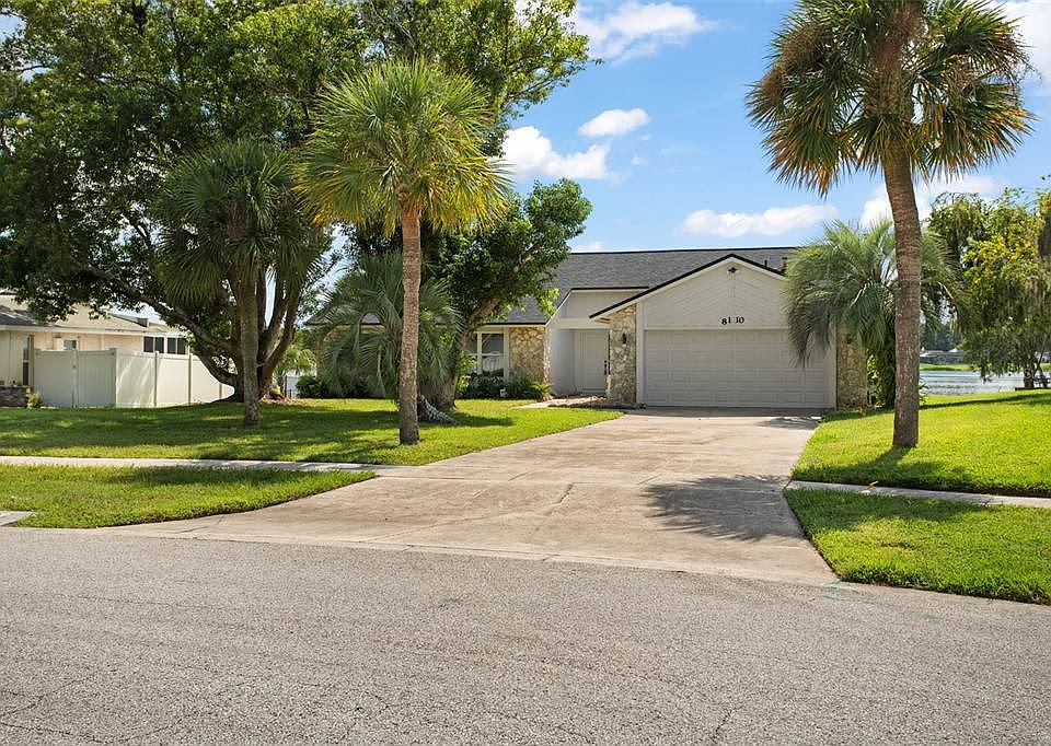 1st image of 8110 Hook Cir