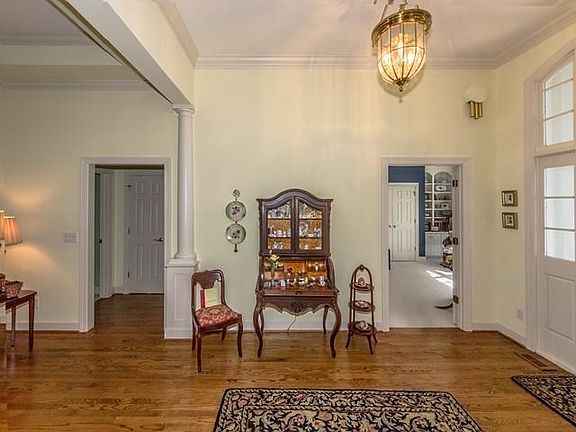 2. Dining to Foyer