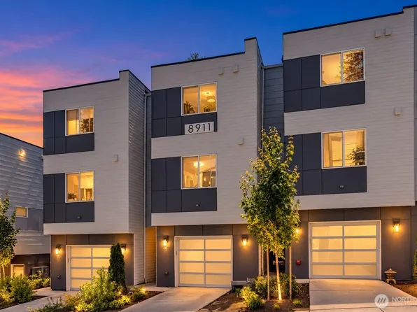 8911 NE 173rd Place #B, Bothell, WA 98011