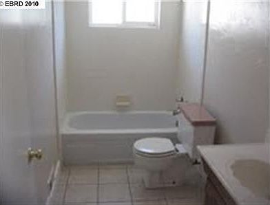 3rd image of 1301 W 18th St