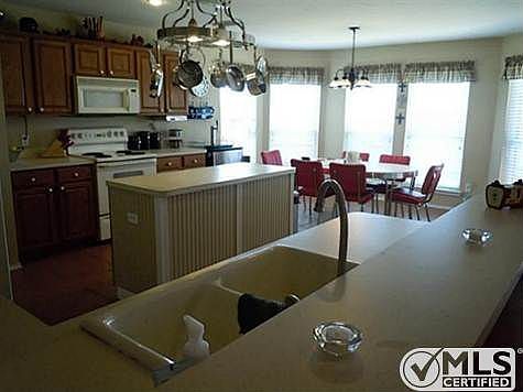 3rd image of 501 Bent Oak Dr