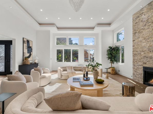 Property image for 6439 Deep Dell Pl, Los Angeles, CA 90068