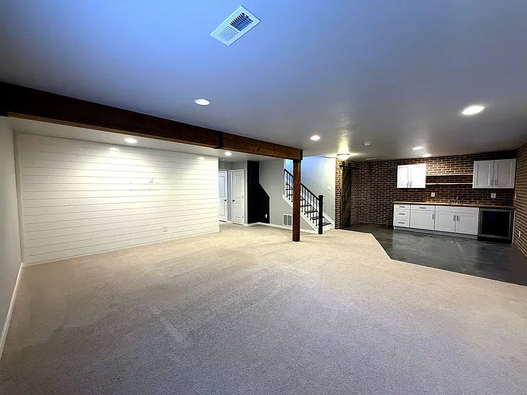 15661 Lake Mist Dr — Photo 18