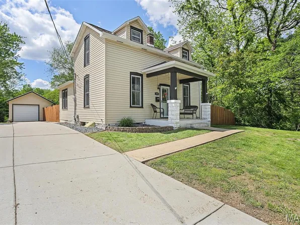 319 S Jefferson Ave, Collinsville, IL 62234