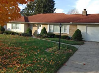 1902 Tiffin Rd, Fremont, OH 43420