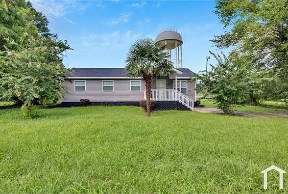 4 bed, 1152 sqft, $1,500 — Photo 1