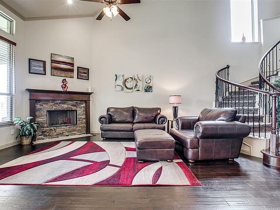 5th image of 409 Double Creek Dr