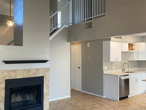 3rd image of 1535 N Horne Ave #56