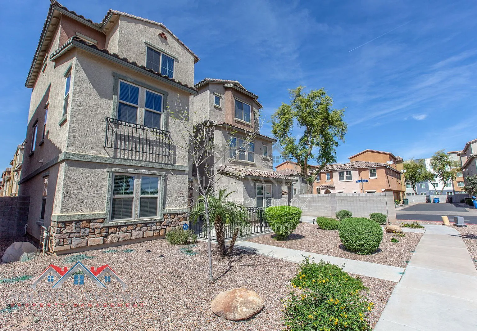 3 bed, 3.5 bath, 1483 sqft, $1,795 — Photo 2