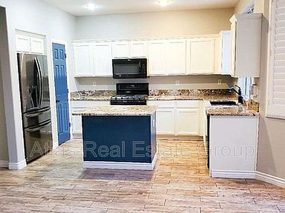 4th image of 10305 Robert Dula Ave