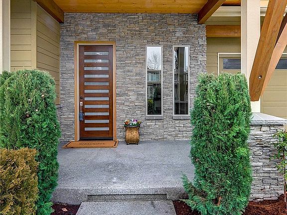 3rd image of 12116 NE 106th Pl