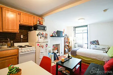 Rented by City Connections Realty