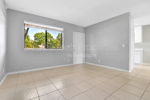 400 Nottingham Cir #D Photo 1 400 Nottingham Cir #D Photo 1