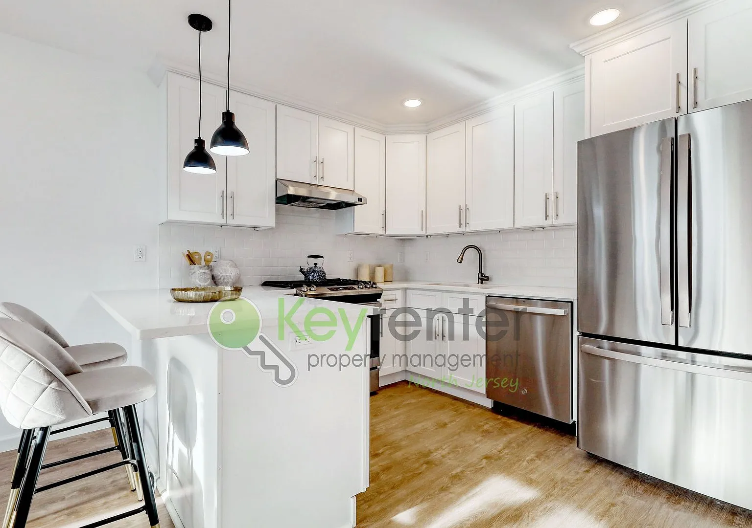 Modern New Construction 3 Bedroom Townhome with Garage & Driveway First Occupancy! — Photo 2