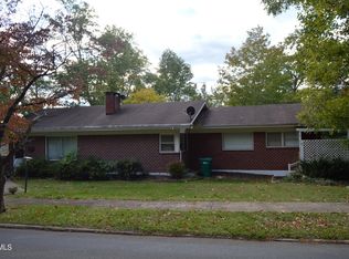 743 N Elm Ave, Erwin, TN 37650