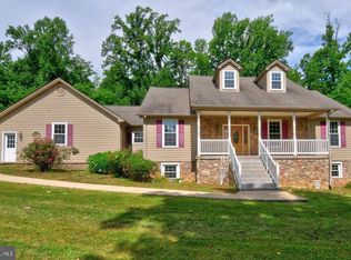 1096 Ccc Rd, Linden, VA 22642
