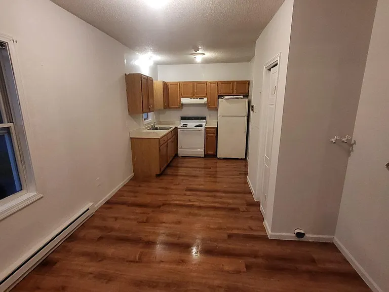 192 S Main St #3 — Photo 11