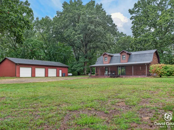 532 49th St, Grand Junction, MI 49056